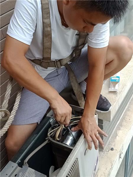 空调维修、空调移机、空调安装及加氟